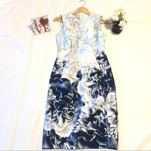 Calvin Klein - Flower print sheath Dress. Size 2